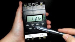 Аквариумная автоматика: Программируемый трехканальный таймер ZYT16G 3a. Видеообзор