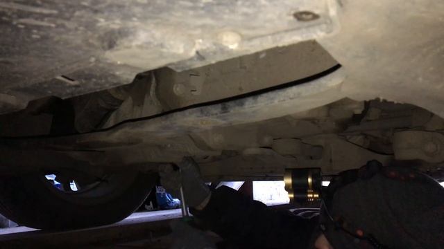 Как заменить масло в двигателе 1.6 bse vw jetta5/ jetta6/ golf5/ golf6 смотреть онлайн