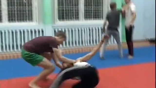 #всткпатриот #патриот #арб #армейскорукопашныйбой #кодинск #ппт #ДОСААФ смотреть онлайн