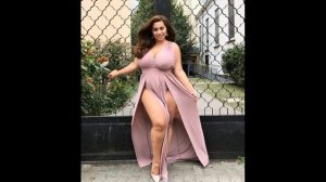 Булочка (песня про девушку с пышными формами)