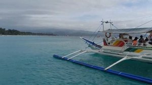 Купальный сезон открыт | Чистейшая вода и начало филиппинского лета | Остров Боракай ждёт вас!