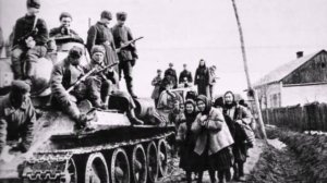 Летят перелетные птицы   Песни военных лет   Лучшие фото   Летят перелетные птицы в осенней дали