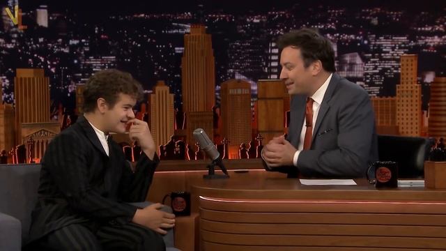 ОЧЕНЬ СТРАННЫЕ ДЕЛА ► |4 СЕЗОН| ГЕЙТЕН МАТАРАЦЦО "УЖЕ ЗНАЕТ КАКОЙ СЮЖЕТ" ( НА РУССКОМ) смотреть онлайн