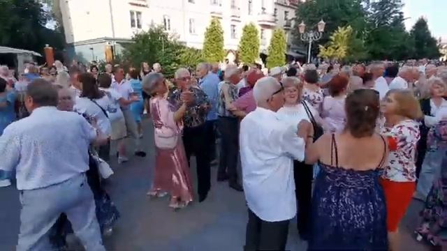 Лето В Танцах! БРЕСТ смотреть онлайн