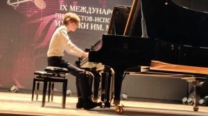 А. Хачатурян. Инвенция (Адажио из балета "Гаянэ"). Исполняет Константин Ковган, 13 лет
