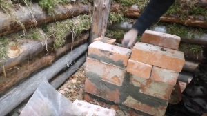 ПЕЧЬ ИЗ КИРПИЧА В ЛЕСНОЙ ИЗБУШКЕ!!!СТРОИТЕЛЬСТВО ИЗБУШКИ В ЛЕСУ!!! ОСЕНЬ!!!