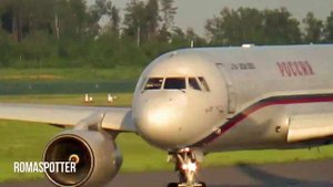 Руление и взлёт ТУ 204-300 в Аэропорту Минск