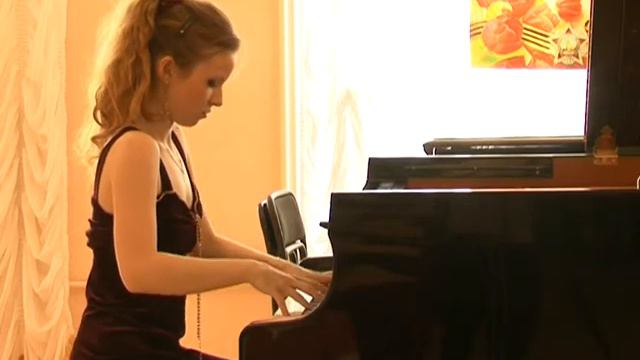 И С Бах ХТК 1 до диез минор исполняет Элина Валиева смотреть онлайн