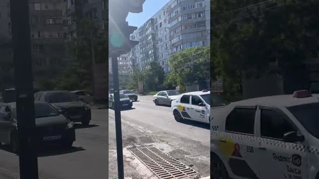 Пешеходные светофоры в Новороссийске ушли в отпуск