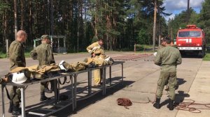 Солдат одевается на время