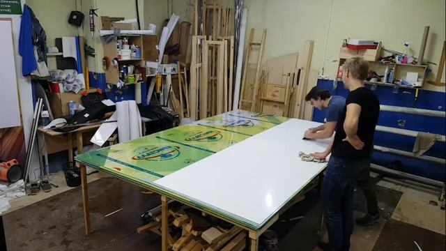 КАК КЛЕИТЬ ПЛЕНКУ! накатка по принципу скинали, как накатать пленку на воду! Оклейка пленкой! смотреть онлайн