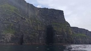 Cliffs of Moher en kayak 4 - O'Brien's tower and Branaunmore sea stack