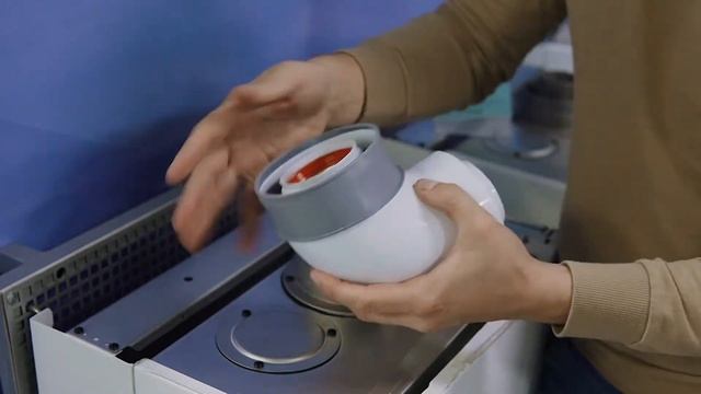 Подключение коаксиального дымохода 60/100 к котлу фирмы Arderia . Инструкция по сборке дымохода. смотреть онлайн