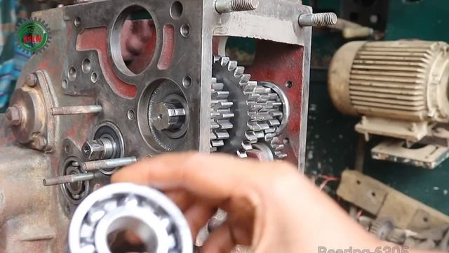 Power tiller gearbox full fittings.|Gear box repair. смотреть онлайн