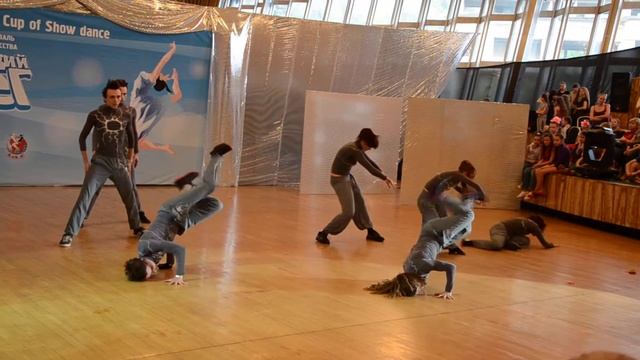 (Ялтинский берег 2013) смотреть онлайн