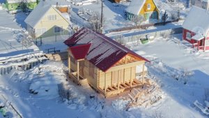 Одноэтажный деревянный дом 6 на 11 с террасой и крыльцом. Обзор и план дома от Центр Домостроения