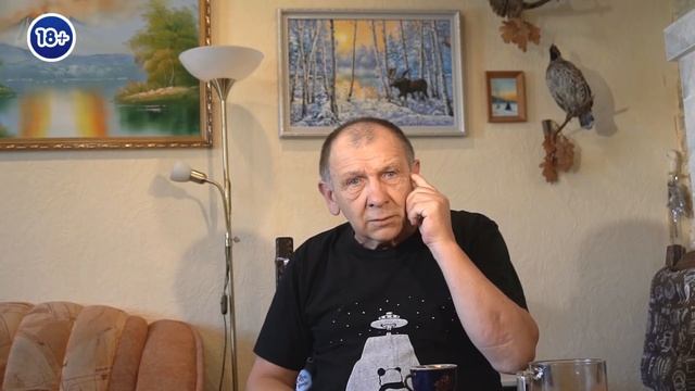 Анекдот про среднее яйцо, кошечку и все болезни от нервов. Выпуск 88 смотреть онлайн