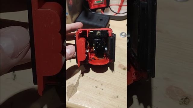 Ремонт маятника лазерного рівня ADA Cube 3D калібровка, юстування, налаштування лазерів смотреть онлайн