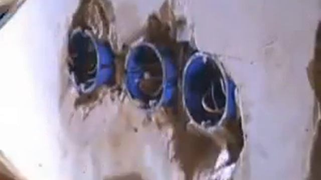 Установка розетки в стену смотреть онлайн