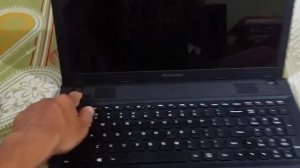 Lenovo G500 stuck in Lenovo screen