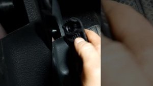 Фольцваген ,Ауди снятие ручки открытия капотв