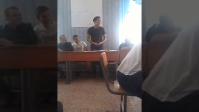 встал во время урока и начал петь смотреть онлайн