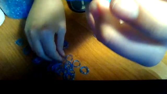 Плетение из резинок Rainbow Loom Снежинка