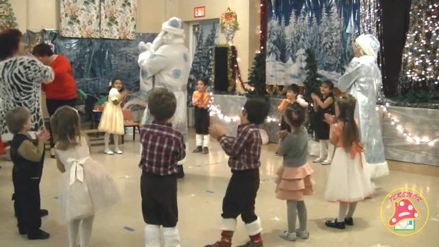 Игра-хоровод "Как у Дедушки Мороза..." | Daycare "Teremok" 2016 смотреть онлайн