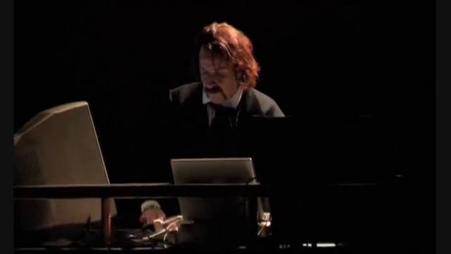 The Tiger Lillies - Rue D'Ausei and Violin Plays смотреть онлайн