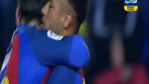 ميسي يدرك التعادل لبرشلونة في الدقيقة الأخيرة أمام فياريال بشكل رائع من ركلة حرة 1-1