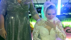С этого момента невеста становится женой, снятие фаты