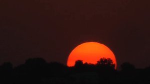 КРАСНЫЙ ШАР СОЛНЦЕ ЗАХОДИТ Sunset Full HD