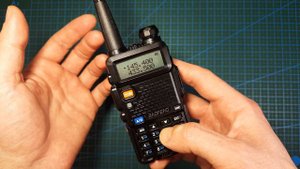 Радиостанция Baofeng UV-5R  как проверить версию прошивки