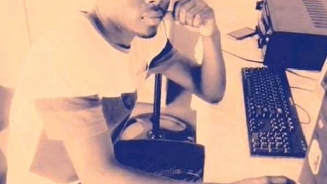 KE POULO KA MOSADI смотреть онлайн