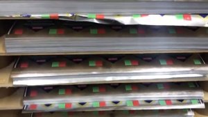 Печать этикеток на металлизированной бумаге.