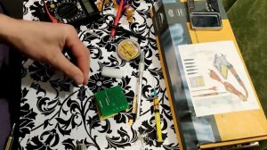 Цифровые 4-битные электронные часы WAVGAT AT89C2051