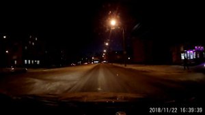 Девушку сбивают на пешеходном переходе.Архангельск