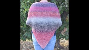 Вязанный бактус из пряжи Кауни 8/1