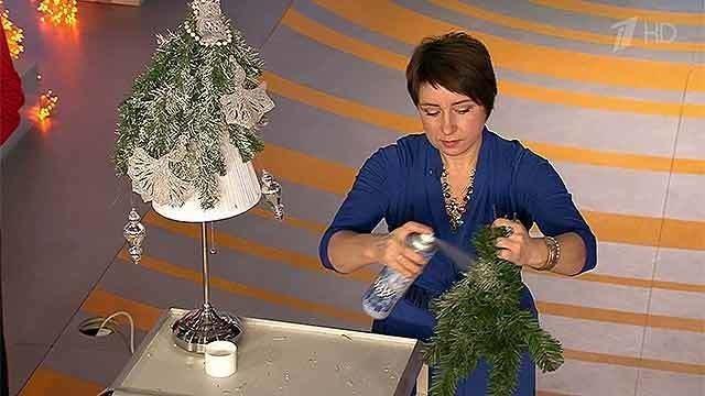 Настольная елка своими руками. Советы дизайнера. Жить здорово! Фрагмент выпуска от 29.12.2014