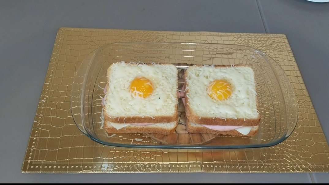БУТЕРБРОДЫПО -АДЖАРСКИ
Быстро,Вкусно и Просто