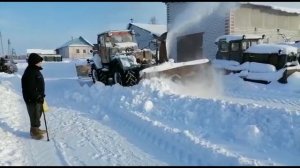 Испытания  самодельного Шнекоротора на Т-150к по твёрдом снегу.