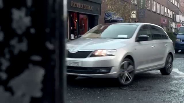 Skoda Rapid Spaceback смотреть онлайн