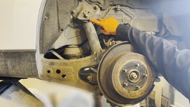 2010-2022 Lexus RX350 RX450h Rear Shock Absorber Replacement Instructions смотреть онлайн