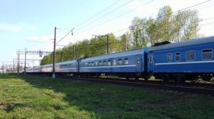 Тепловоз ТЭП70-360 с поездом №051Б СПб - Брест, о.п. Воздухоплавательный Парк, г.СПб, 13.05.2021г.
