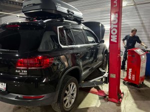 Замена масла в АКПП Volkswagen Tiguan Aisin 09m