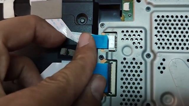 Игровая консоль не включается. Что делать?