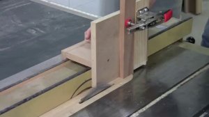 зарезка шипов на  циркулярке.