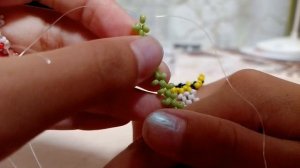 Кольцо из бисера с технике крестик