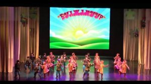 Funny folk dance/Весёлый народный танец