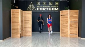 Зумба. Как танцевать? Танец для начинающих.